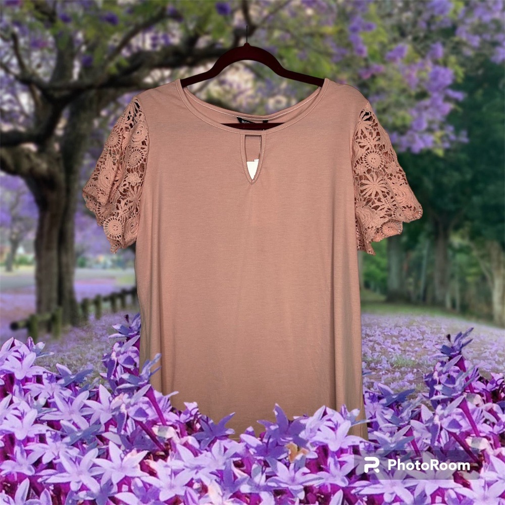 Bloomchic Pink Lace Short-Sleeved Blouse Crochet Top Size 12 Coral